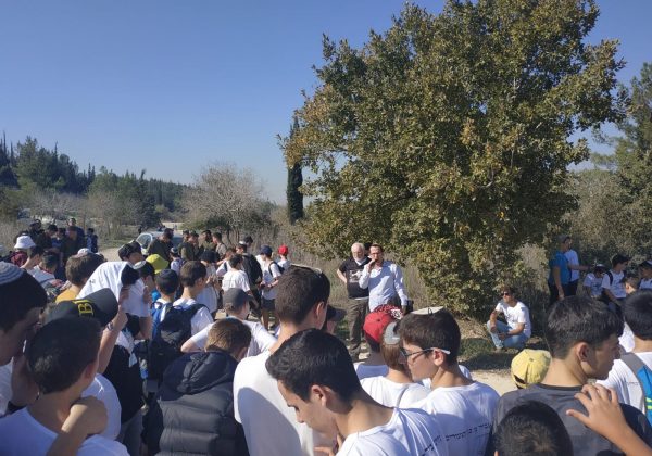 חנוכה- “מירוץ הלפיד והגבורה”-לזכרו של סגן יואב הר שושנים